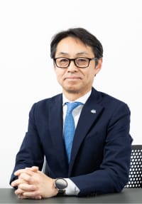 代表取締役社長 佐山 秀一